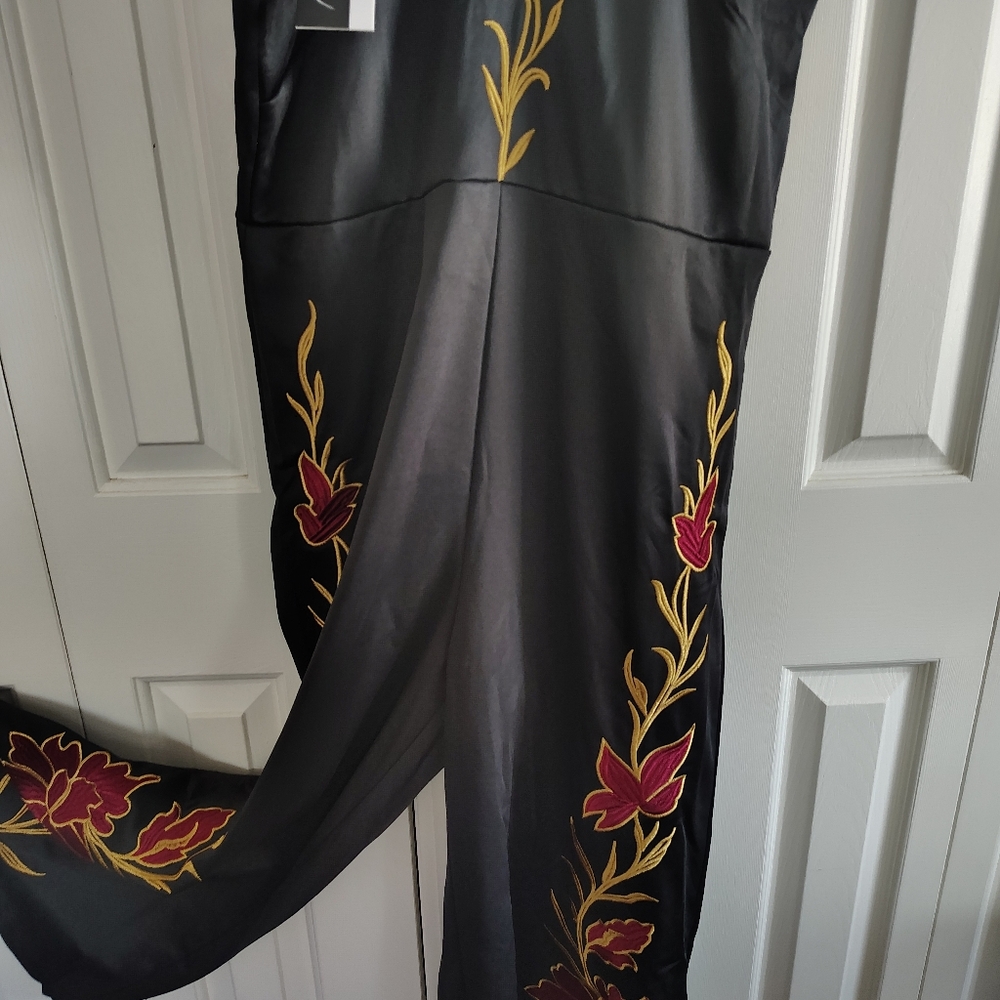 Dalia MacPhee Black Halter Jumpsuit with Red Floral Embroidery XL - Picture 6 of 10